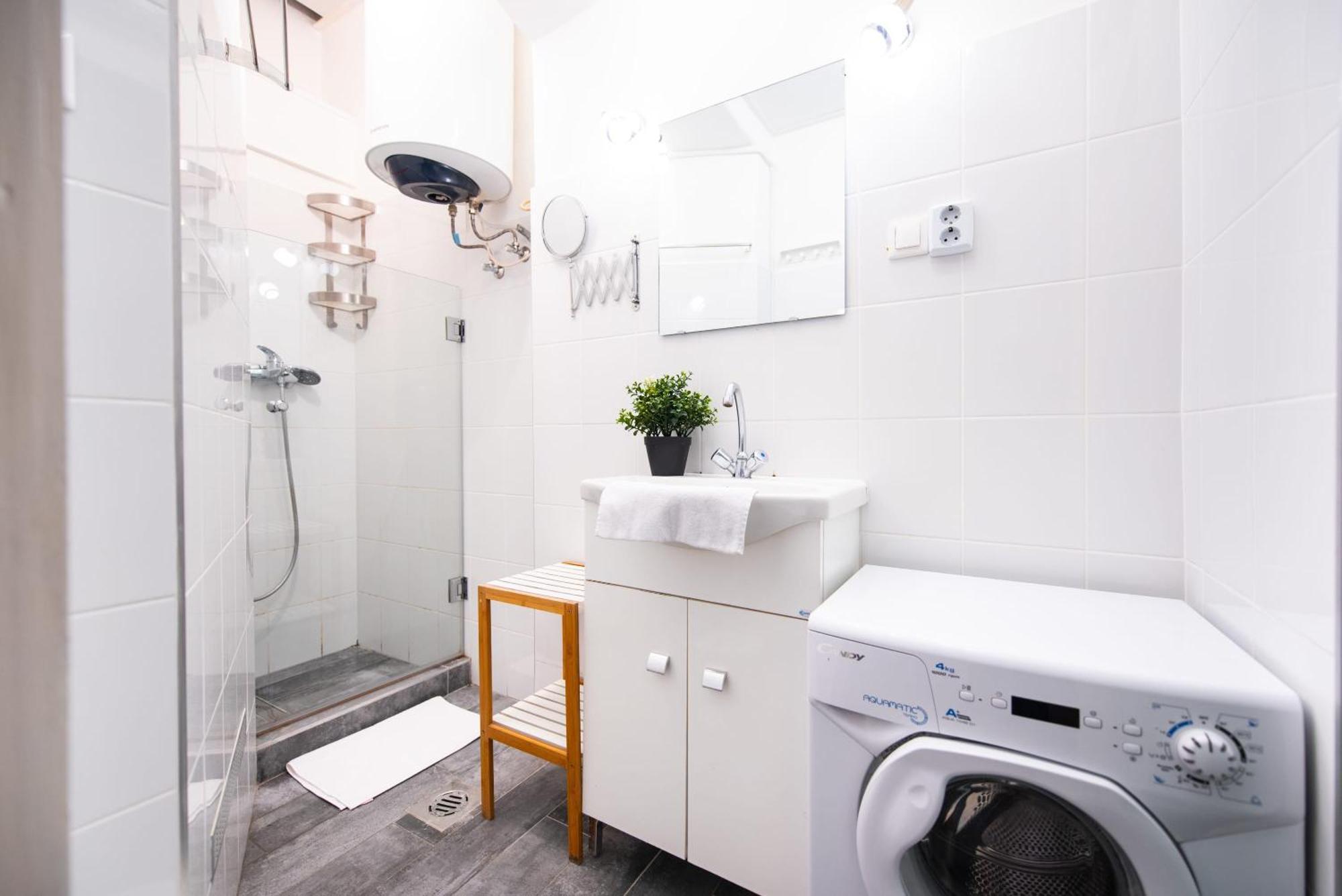 Ultra Central Cosy Ac Apartment Budapest Esterno foto