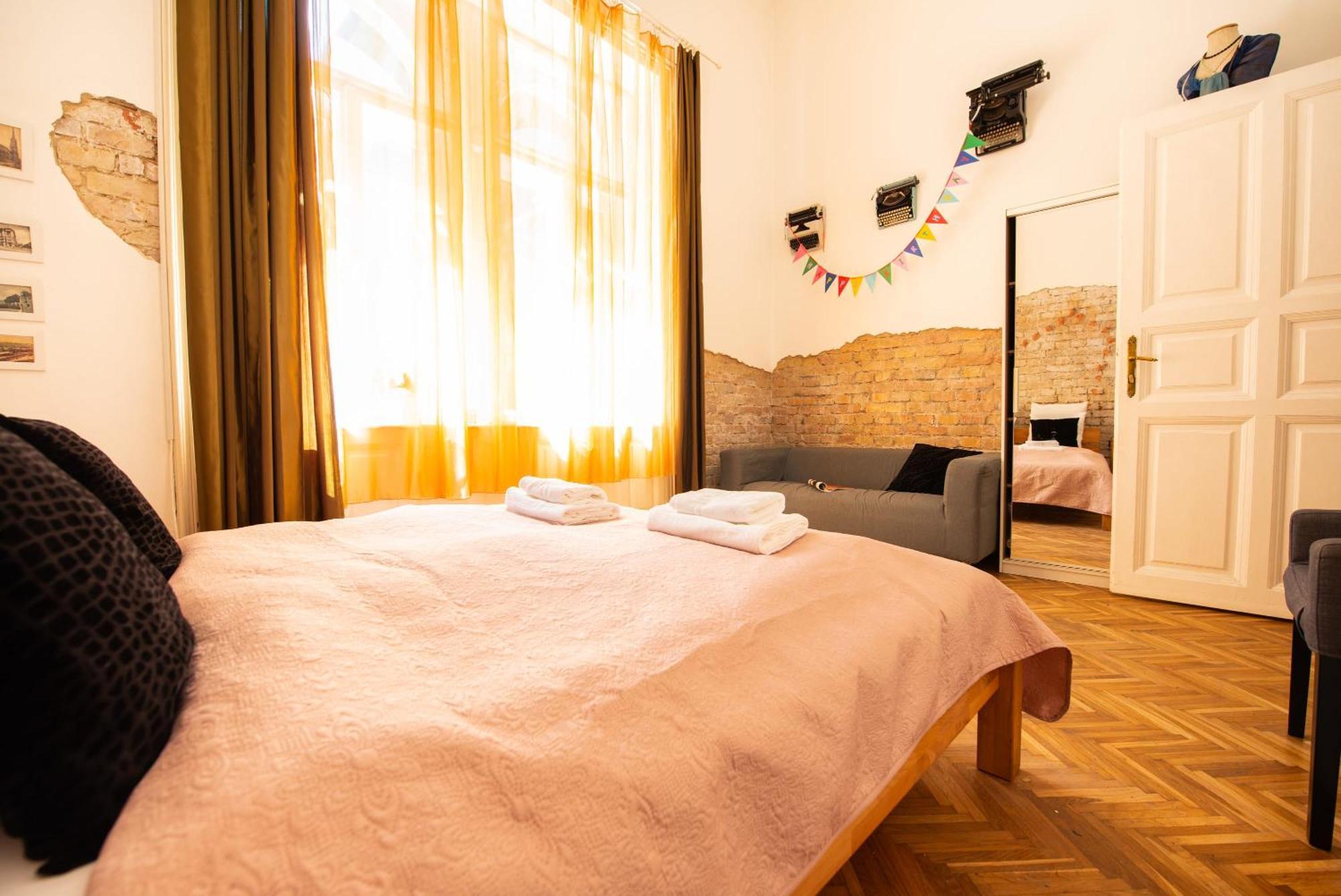 Ultra Central Cosy Ac Apartment Budapest Esterno foto